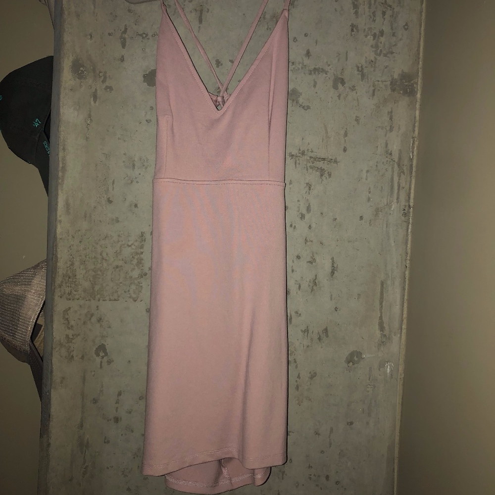 Mauve lace back body con